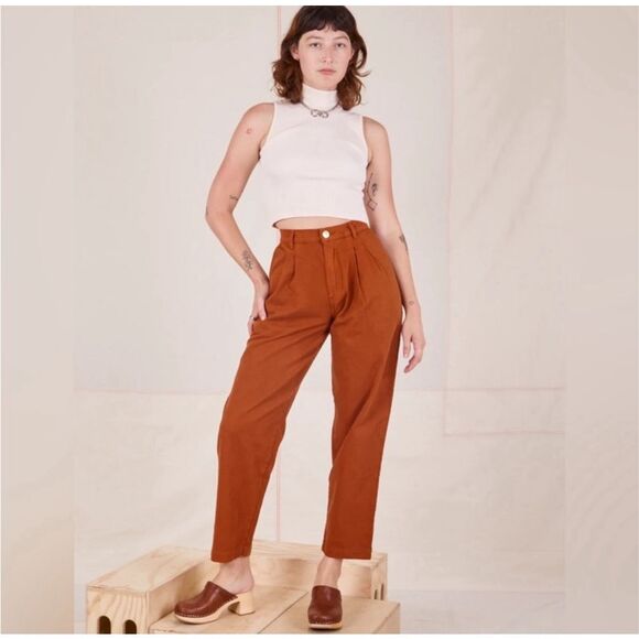 orange trousers 🍊 - Picture 2 of 5